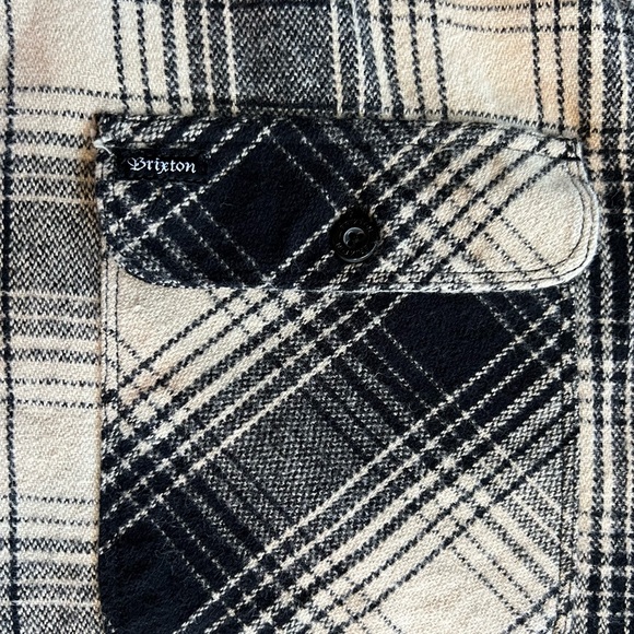 Brixton Bowery Flannel Like New - Picture 3 of 4